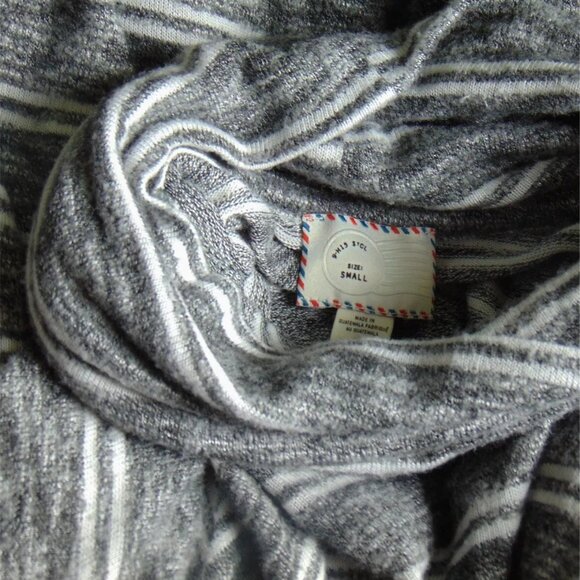 Postmark Anthropologie Over Sized Gray Striped Swing Turtleneck Knit Top Sm - Picture 5 of 5